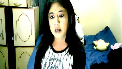 Snapshot of indianpleasures21 chatting on June 30, 6:20 pm indianpleasures21 online show from June 30, 6:20 pm