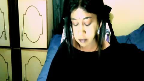 Snapshot of indianpleasures21 chatting on July 6, 4:53 am indianpleasures21 online show from July 6, 4:53 am