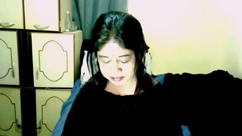 Snapshot of indianpleasures21 chatting on July 18, 9:18 pm indianpleasures21 online show from July 18, 9:18 pm