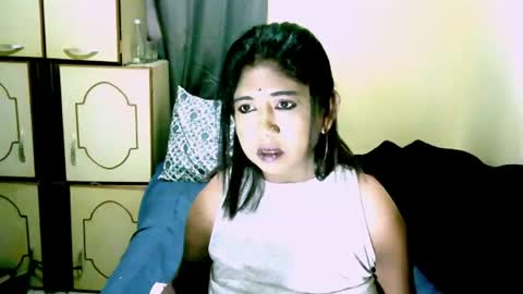 Snapshot of indianpleasures21 chatting on July 28, 6:20 am indianpleasures21 online show from July 28, 6:20 am