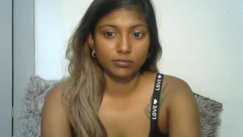Snapshot of indianqtpie6 chatting on April 12, 6:07 am indianqtpie6 online show from April 12, 6:07 am