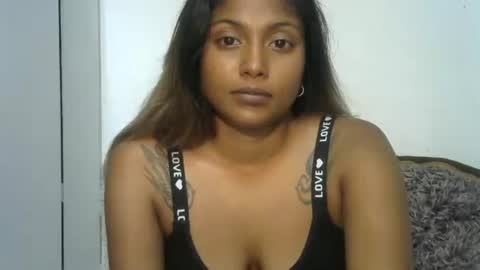 Snapshot of indianqtpie6 chatting on April 12, 6:13 pm indianqtpie6 online show from April 12, 6:13 pm