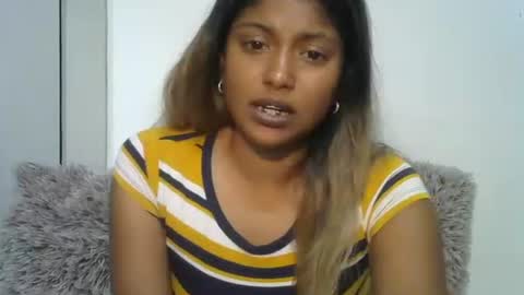 Snapshot of indianqtpie6 chatting on May 5, 6:27 pm indianqtpie6 online show from May 5, 6:27 pm