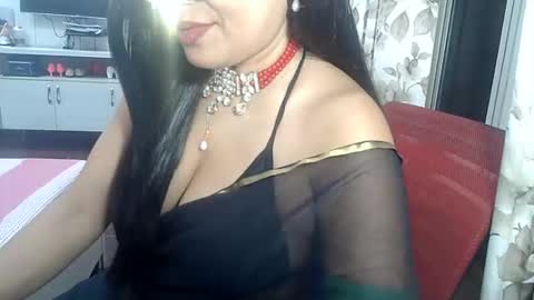 Snapshot of indianrads9 chatting on April 22, 8:43 pm Radha online show from April 22, 8:43 pm