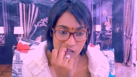 Snapshot of indianrebel4u2luv chatting on June 18, 9:14 am indianrebel4u2luv online show from June 18, 9:14 am
