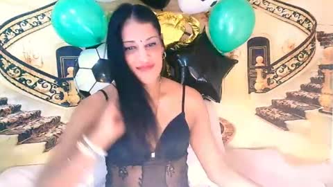 Snapshot of indiansexysmyle chatting on July 18, 7:01 am Azi online show from July 18, 7:01 am