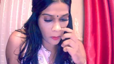 Snapshot of indiansexyy21 chatting on July 12, 8:49 am indiansexyy21 online show from July 12, 8:49 am