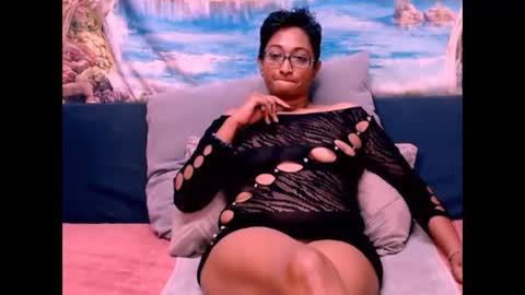 Snapshot of indianspicy69 chatting on December 2, 9:39 pm Shreya online show from December 2, 9:39 pm