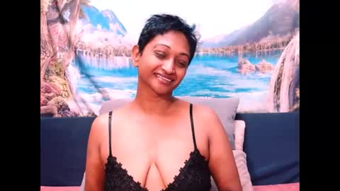 Snapshot of indianspicy69 chatting on December 3, 1:08 am Shreya online show from December 3, 1:08 am