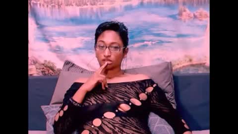 Snapshot of indianspicy69 chatting on December 17, 9:05 pm Shreya online show from December 17, 9:05 pm