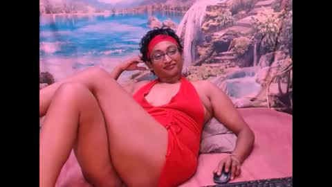 Snapshot of indianspicy69 chatting on February 4, 9:10 pm Shreya online show from February 4, 9:10 pm