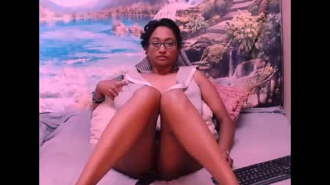 Snapshot of indianspicy69 chatting on February 12, 7:55 am Shreya online show from February 12, 7:55 am