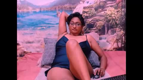 Snapshot of indianspicy69 chatting on February 13, 7:21 pm Shreya online show from February 13, 7:21 pm