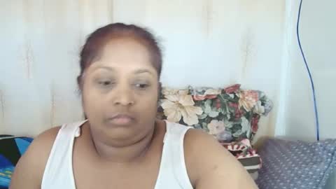 Snapshot of indiantasha chatting on December 18, 11:24 am indiantasha online show from December 18, 11:24 am