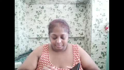 Snapshot of indiantasha chatting on December 21, 11:33 am indiantasha online show from December 21, 11:33 am