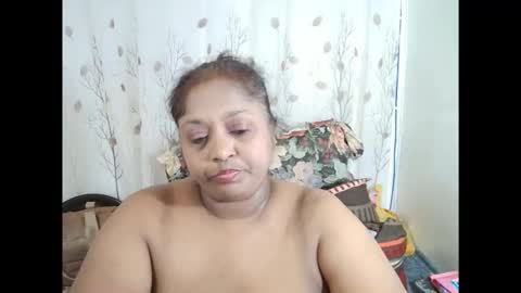 Snapshot of indiantasha chatting on September 25, 7:06 pm indiantasha online show from September 25, 7:06 pm