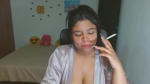 Aleja vallejo online show from November 28, 3:53 am