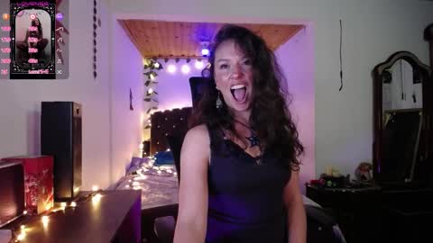 Indigo Wild  online show from September 24, 11:41 pm