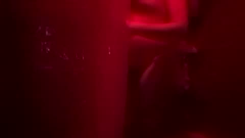 Snapshot of indigolvr chatting on January 7, 4:39 am BroLOU online show from January 7, 4:39 am