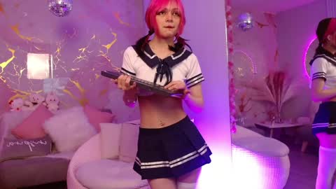 Snapshot of indy_moore chatting on April 30, 1:50 pm INDY online show from April 30, 1:50 pm