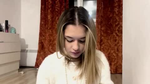 Ines online show from February 7, 5:27 pm