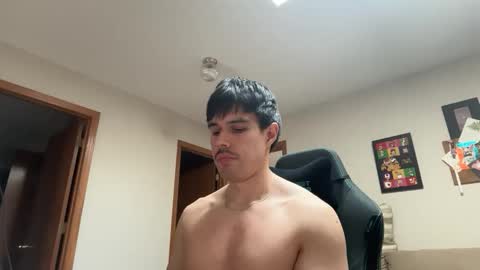 Lucas online show from April 8, 6:30 pm