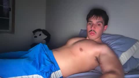 Snapshot of infamouslucas chatting on May 3, 5:13 am Lucas online show from May 3, 5:13 am
