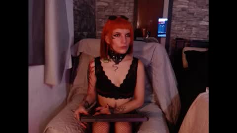 MOLLY online show from January 9, 2:25 am