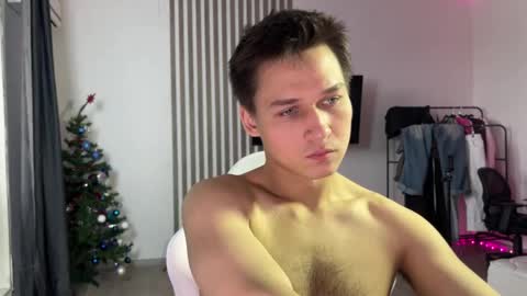 Snapshot of infernolustt chatting on February 17, 11:07 am infernolustt online show from February 17, 11:07 am