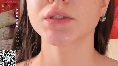 Jessica online show from December 11, 8:50 pm