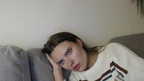 Sweet girl online show from December 1, 9:48 pm