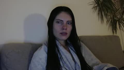 Sweet girl online show from December 7, 9:55 pm