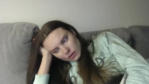 Sweet girl online show from February 13, 10:54 pm