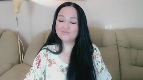 Snapshot of infinity_loveliness chatting on February 12, 7:36 am Infinity online show from February 12, 7:36 am