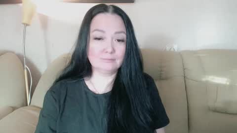 Snapshot of infinity_loveliness chatting on February 13, 8:21 am Infinity online show from February 13, 8:21 am