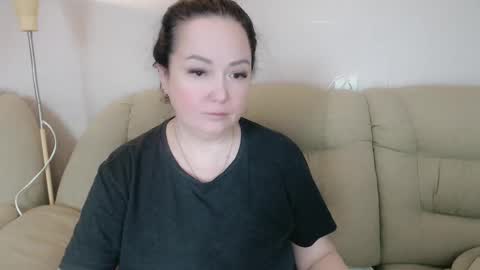 Snapshot of infinity_loveliness chatting on February 16, 6:42 am Infinity online show from February 16, 6:42 am