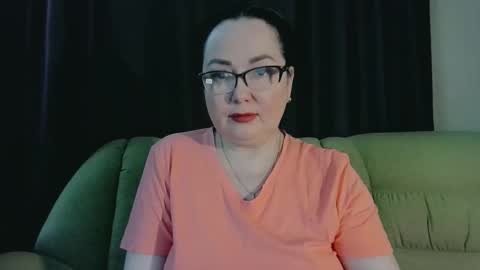 Snapshot of infinity_loveliness chatting on February 23, 7:39 am Infinity online show from February 23, 7:39 am