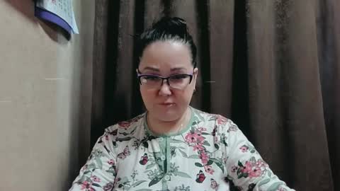 Snapshot of infinity_loveliness chatting on February 27, 10:15 am Infinity online show from February 27, 10:15 am