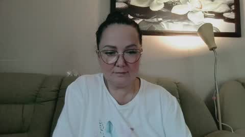 Snapshot of infinity_loveliness chatting on July 4, 6:30 am Infinity online show from July 4, 6:30 am