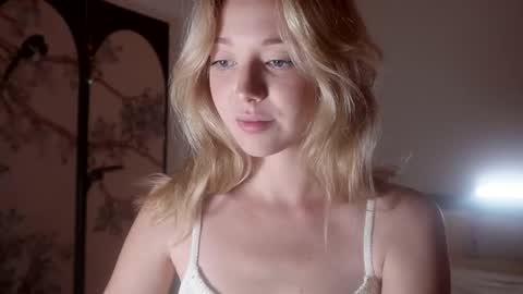 Snapshot of infinitysoul_ chatting on October 14, 4:08 pm Alexa.. Inst Fansly infinitysoul online show from October 14, 4:08 pm