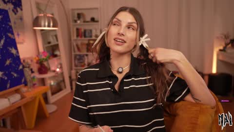 Snapshot of informal_ chatting on January 31, 11:03 pm MAL --- online show from January 31, 11:03 pm