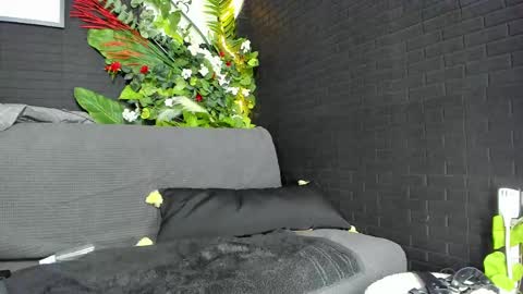 Snapshot of ingadn chatting on February 21, 11:33 am IngAdn online show from February 21, 11:33 am