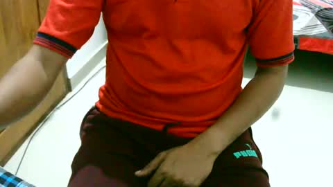 Inglorious Hairy Uncut online show from December 2, 10:50 am