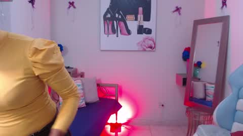 Snapshot of ingrid03_taffur chatting on June 20, 7:05 pm ingrid03_taffur online show from June 20, 7:05 pm