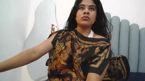 Snapshot of iniyalaboni chatting on February 17, 8:58 pm Iniya online show from February 17, 8:58 pm