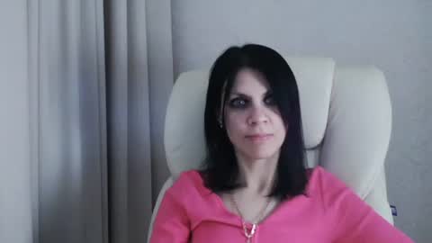 Snapshot of injaathome chatting on January 22, 6:31 pm InjaAtHome online show from January 22, 6:31 pm