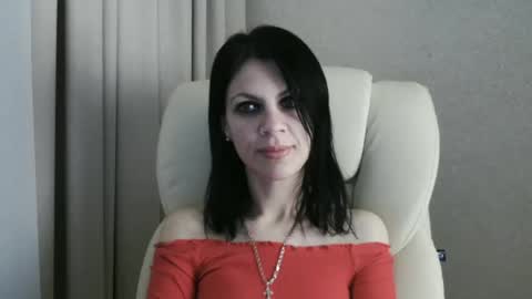Snapshot of injaathome chatting on February 2, 12:09 am InjaAtHome online show from February 2, 12:09 am