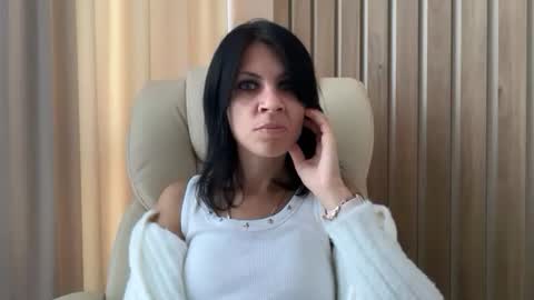 Snapshot of injaathome chatting on September 11, 6:24 am InjaAtHome online show from September 11, 6:24 am