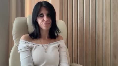 Snapshot of injaathome chatting on September 14, 10:25 am InjaAtHome online show from September 14, 10:25 am