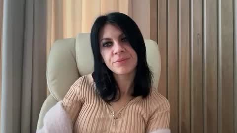 Snapshot of injaathome chatting on October 7, 6:21 am InjaAtHome online show from October 7, 6:21 am